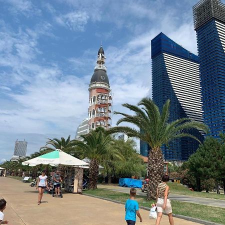 Orbi City Luxury Suit Batumi Bagian luar foto
