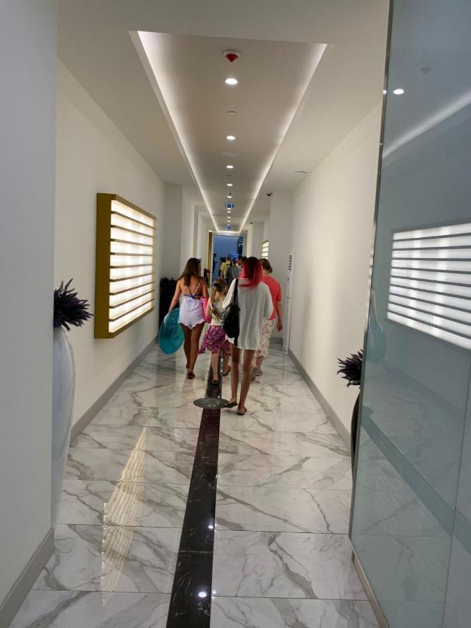 Orbi City Luxury Suit Batumi Bagian luar foto