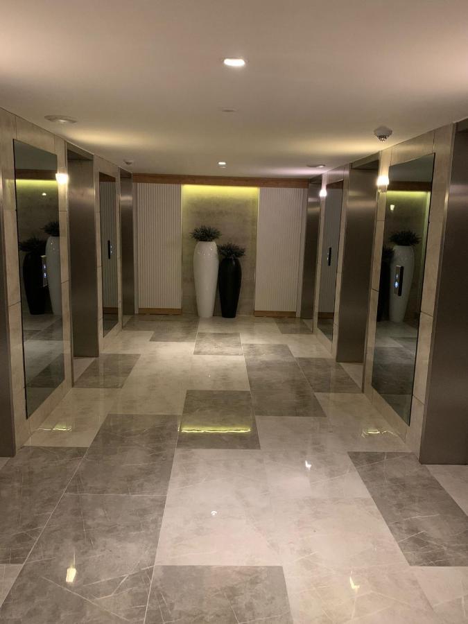 Orbi City Luxury Suit Batumi Bagian luar foto